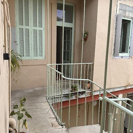 Le Petit Provencal Daire Nîmes Dış mekan fotoğraf