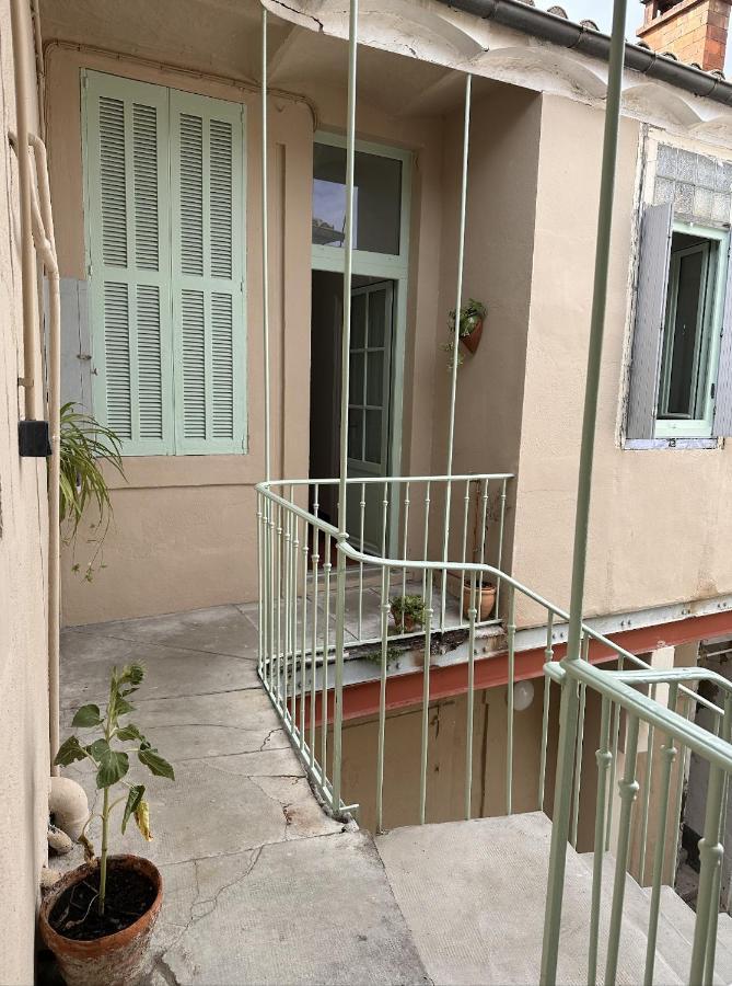 Le Petit Provencal Daire Nîmes Dış mekan fotoğraf
